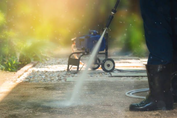 Best Fence Cleaning  in Tichigan, WI